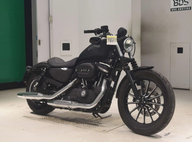 Мотоцикл HD SPORTSTER IRON XL883N с пробегом 1687 km