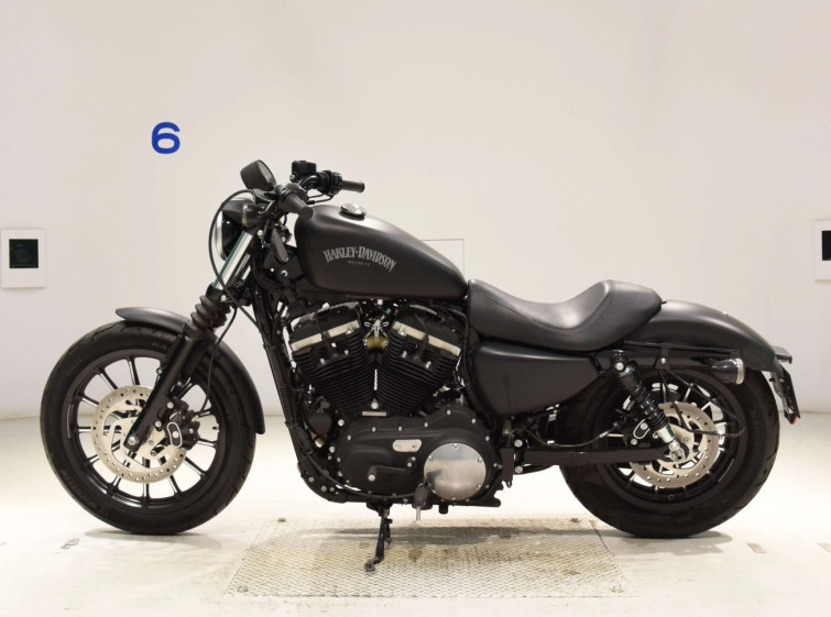 Мотоцикл HD SPORTSTER IRON XL883N с пробегом 1687 km