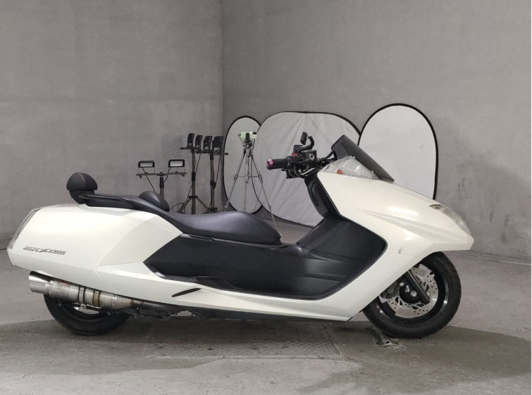 Мотоцикл Yamaha MAXAM250 з пробігом 8051 km