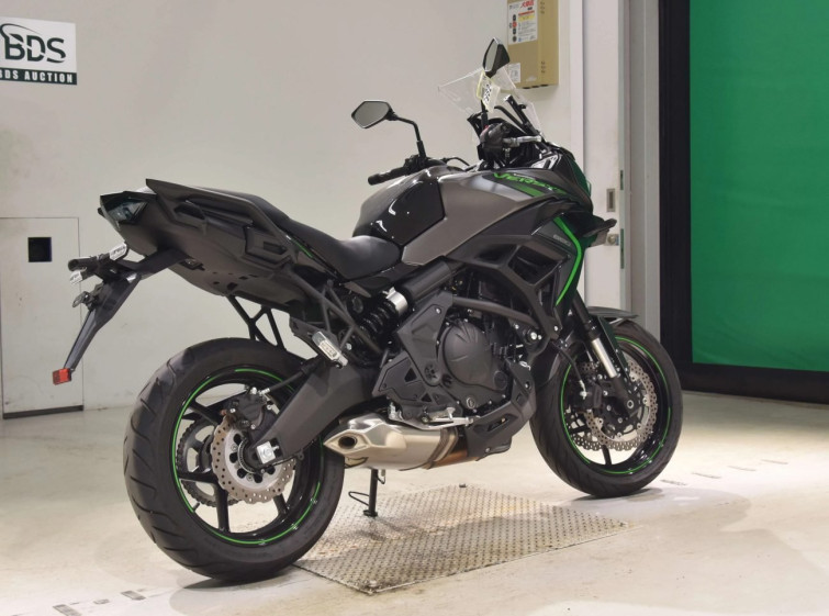Мотоцикл Kawasaki VERSYS 650A с пробегом 1096 km