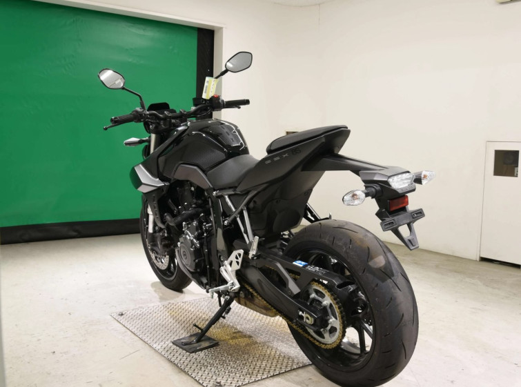 Мотоцикл Suzuki GSX-8S с пробегом 5235 km