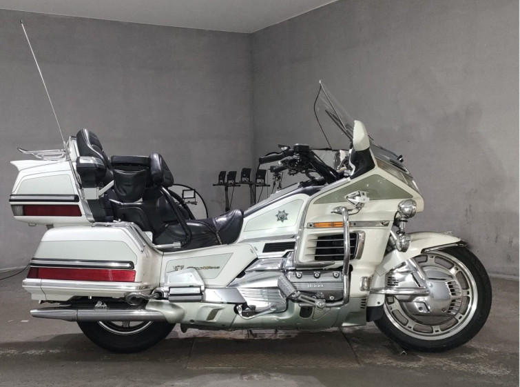 Мотоцикл Honda GL1500 з пробігом 73505 km