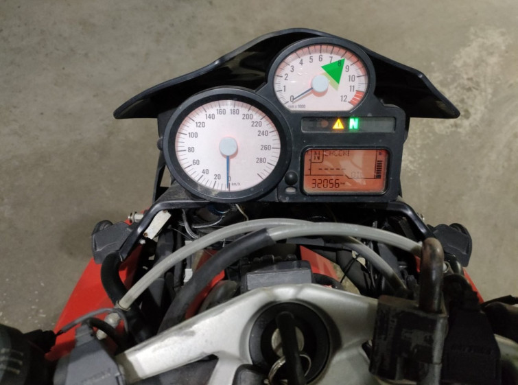Мотоцикл BMW K1300R с пробегом 32056 km
