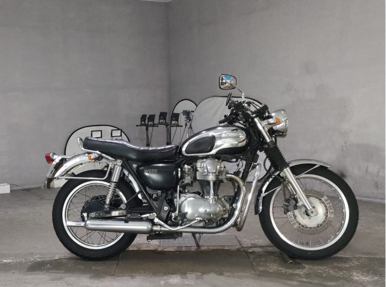 Мотоцикл Kawasaki W650 с пробегом 30776 km
