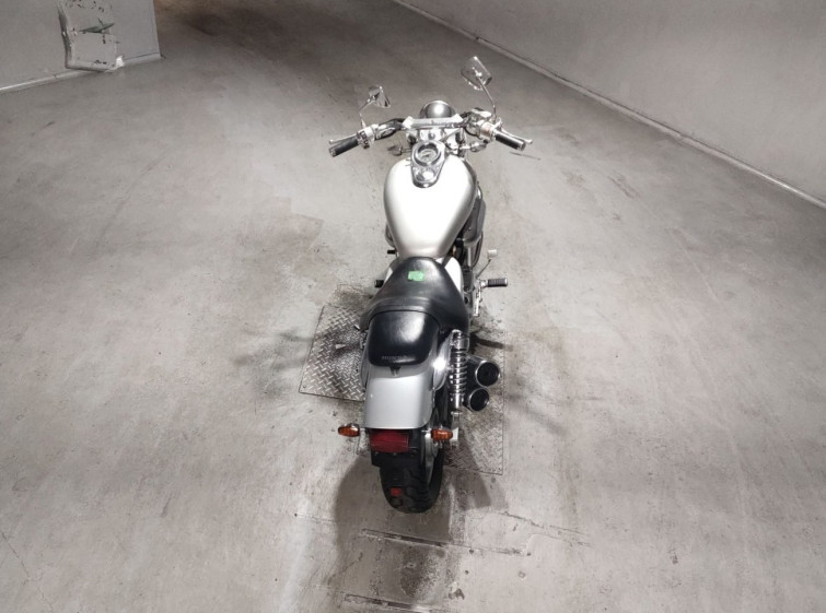Мотоцикл Honda MAGNA250 з пробігом 25026 km