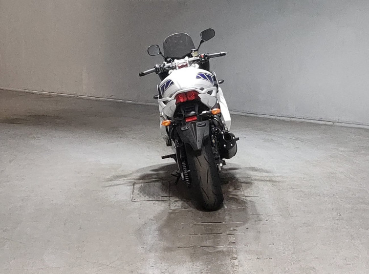 Мотоцикл Yamaha FZ1 FAZER з пробігом 9612 km