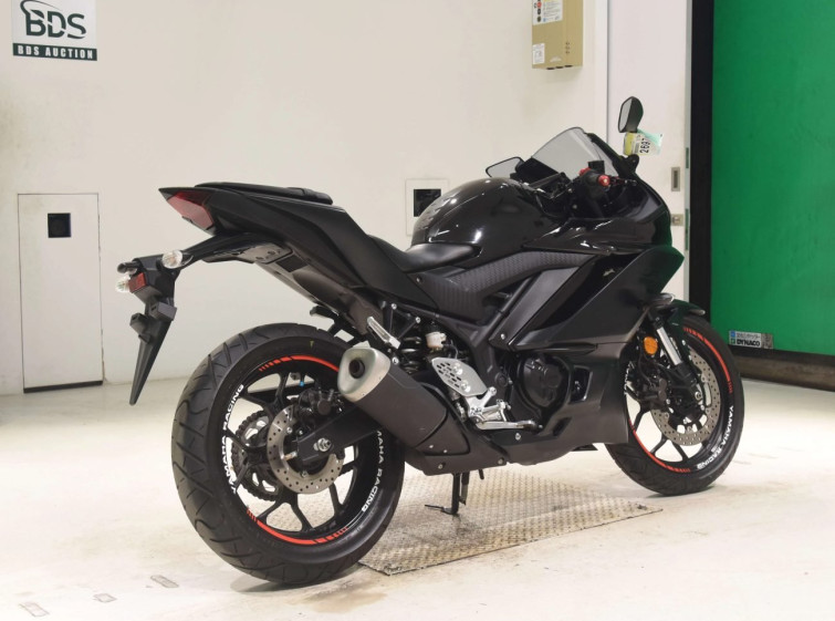 Мотоцикл Yamaha YZFR25 с пробегом 9866 km