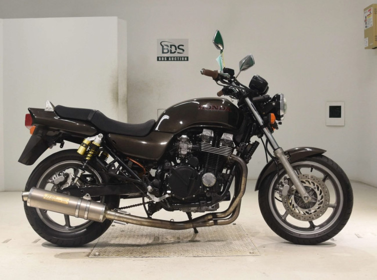 Мотоцикл Honda CB750SF