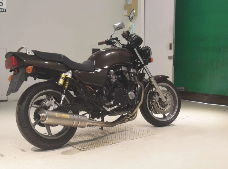 Мотоцикл Honda CB750SF