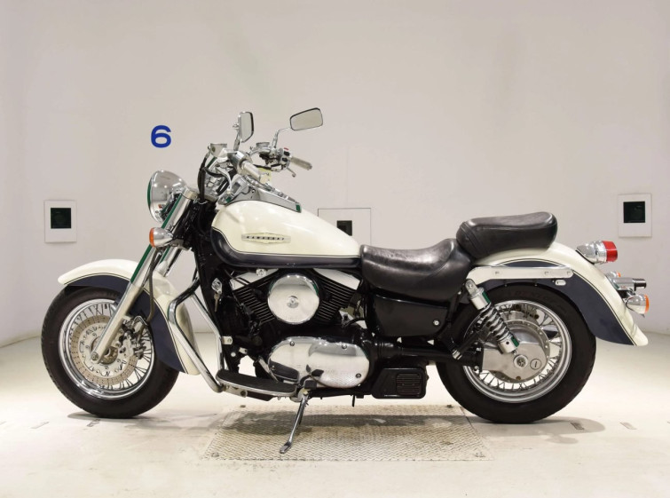 Мотоцикл Kawasaki VULCAN1500 CLASSIC з пробігом 22931 km