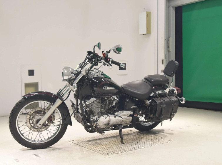 Мотоцикл Yamaha DRAGSTAR XVS250