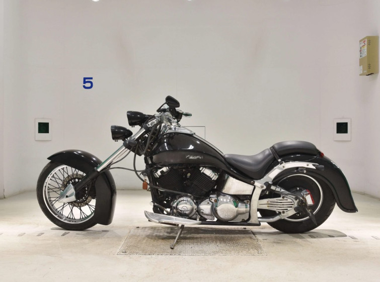 Мотоцикл Yamaha DRAGSTAR XVS400
