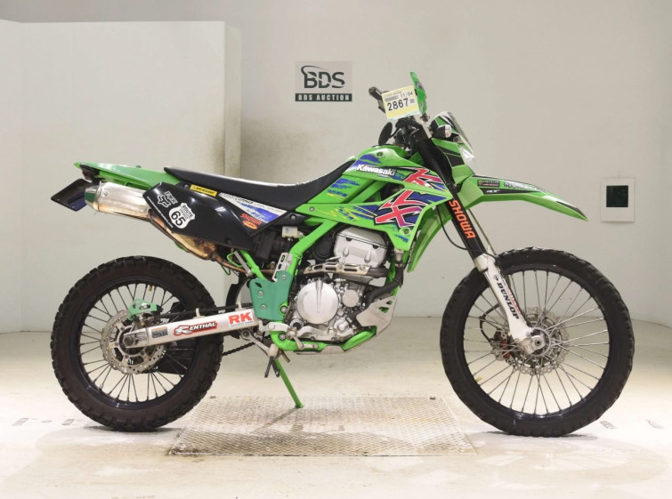 Мотоцикл Kawasaki KLX250