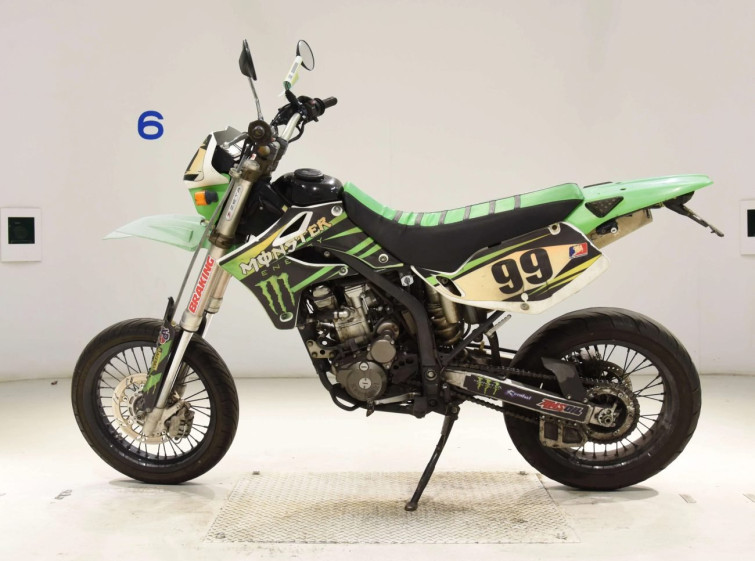 Мотоцикл Kawasaki D-TRACKER250