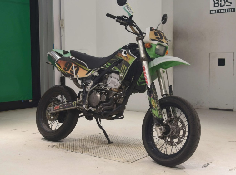 Мотоцикл Kawasaki D-TRACKER250