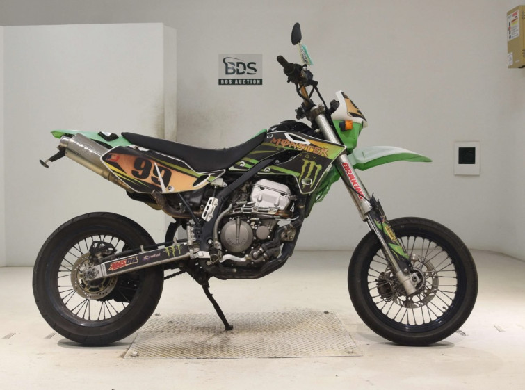 Мотоцикл Kawasaki D-TRACKER250