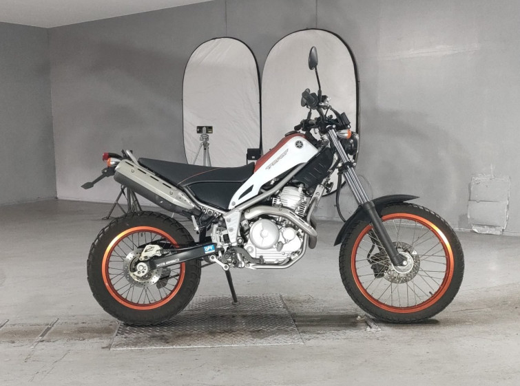 Мотоцикл Yamaha TRICKER с пробегом 6897 km