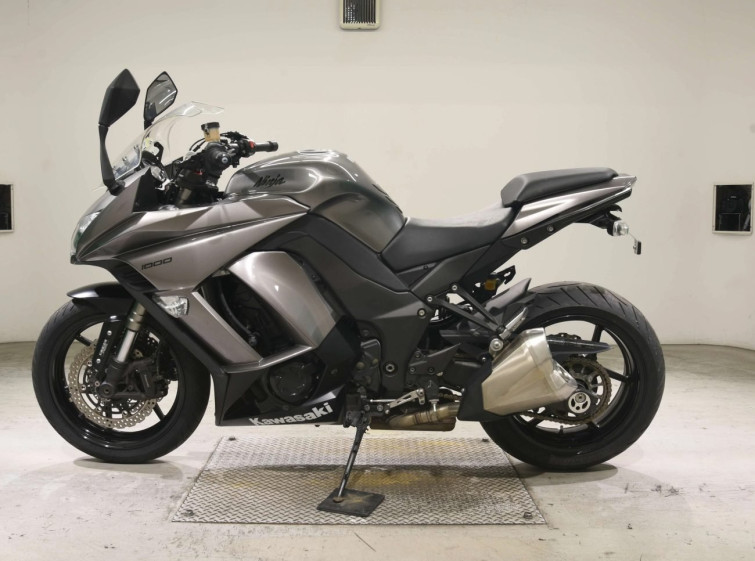 Мотоцикл Kawasaki NINJA1000A с пробегом 18291 km