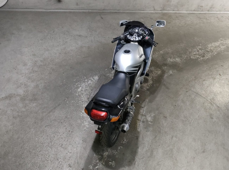 Мотоцикл Kawasaki ZZ-R600 з пробігом 43776 km