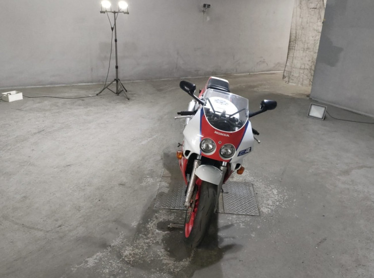 Мотоцикл Honda CBR250RR с пробегом 17042 km