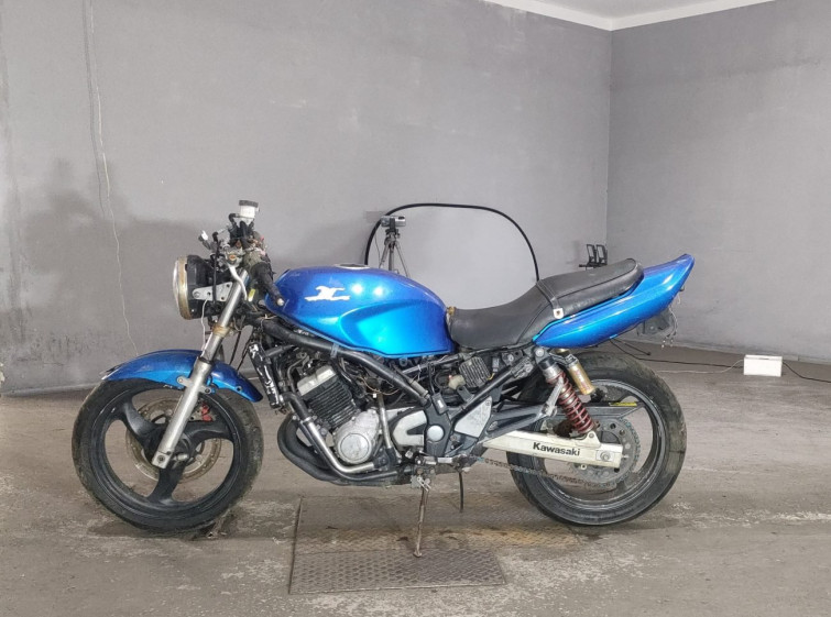 Мотоцикл Kawasaki BALIUS2