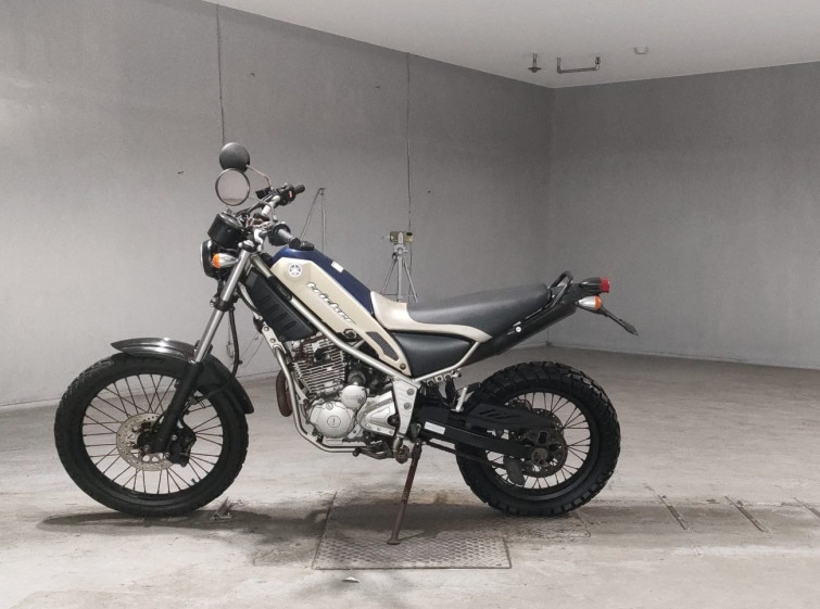 Мотоцикл Yamaha TRICKER з пробігом 21553 km