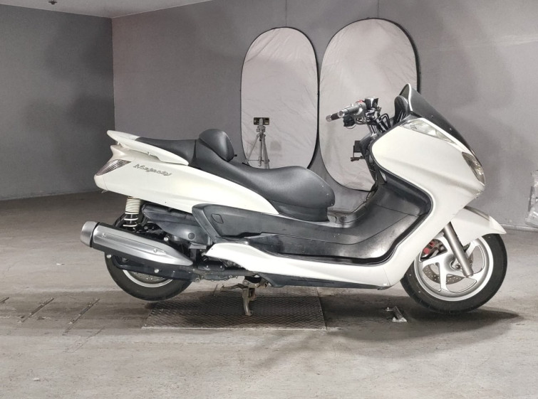 Мотоцикл Yamaha MAJESTY250 с пробегом 12955 km