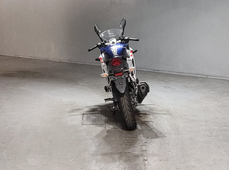 Мотоцикл Honda CBR250R с пробегом 13348 km