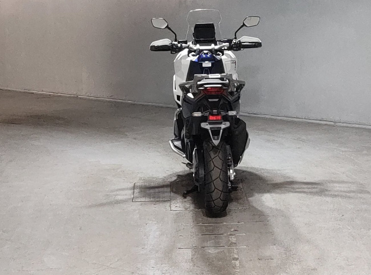 Мотоцикл Honda X-ADV750 з пробігом 5571 km