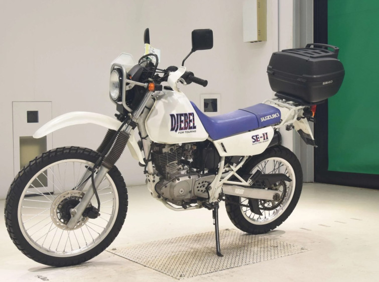 Мотоцикл Suzuki DJEBEL200 с пробегом 10347 km