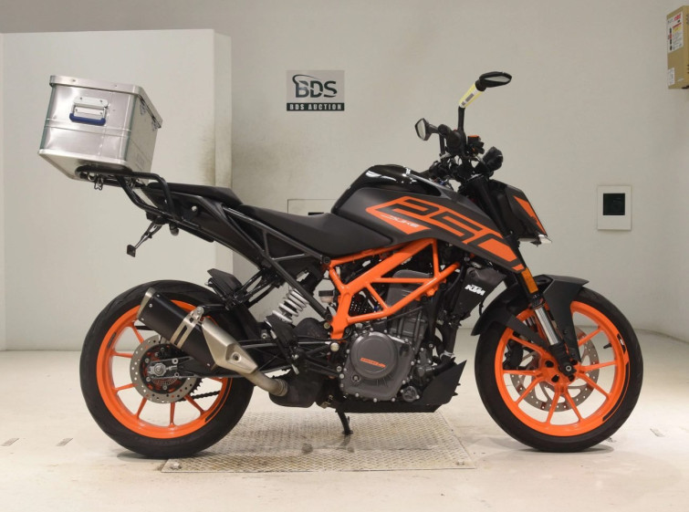 Мотоцикл KTM 250 DUKE с пробегом 5491 km