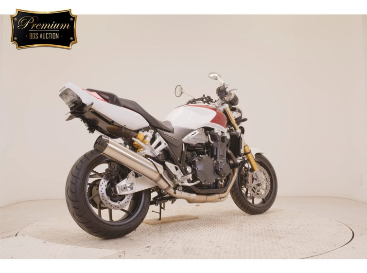 Мотоцикл Honda CB1300SF з пробігом 5338 km
