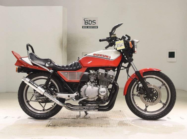 Мотоцикл Suzuki GSX400F з пробігом 32232 km
