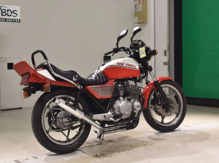 Мотоцикл Suzuki GSX400F з пробігом 32232 km