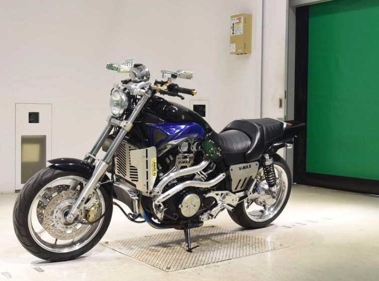 Мотоцикл Yamaha V-MAX1200 з пробігом 15762 m