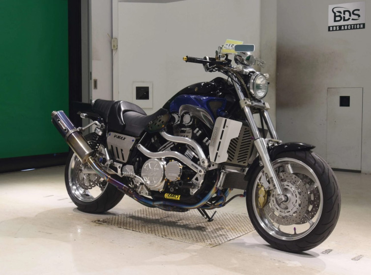 Мотоцикл Yamaha V-MAX1200 з пробігом 15762 m