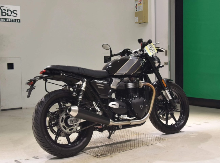 Мотоцикл Triumph SPEED TWIN с пробегом 7642 km