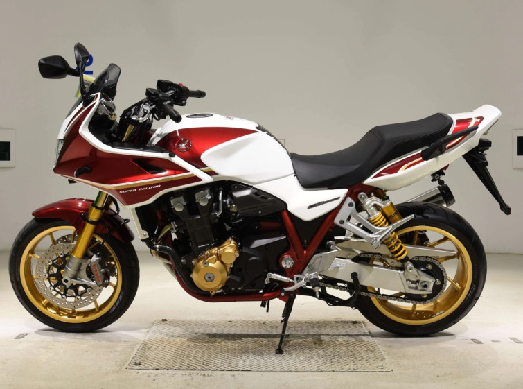 Мотоцикл Honda CB1300SF BOLDOR з пробігом 6884 km