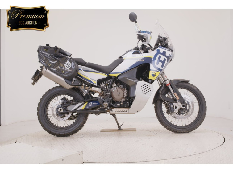 Мотоцикл Husqvarna NORDEN901 з пробігом 3060 km