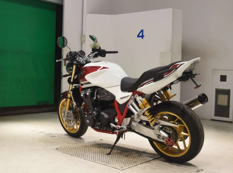 Мотоцикл Honda CB1300SF с пробегом 1912 km