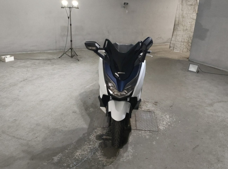Мотоцикл Honda FORZA с пробегом 73383 km