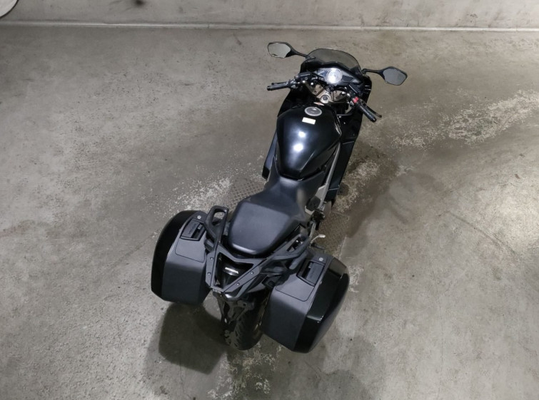 Мотоцикл Honda VFR800F з пробігом 100016 km