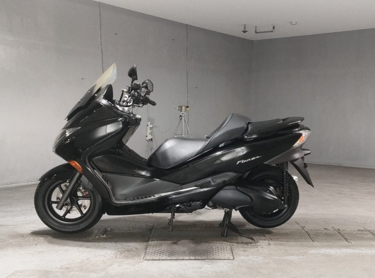 Мотоцикл Honda FORZA Z