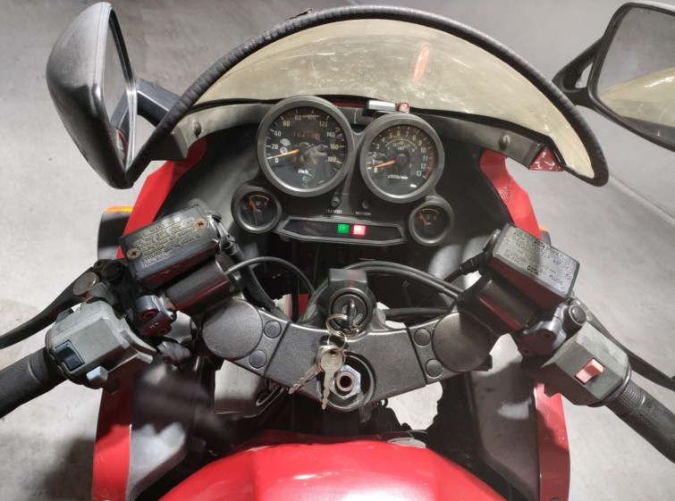 Мотоцикл Kawasaki GPZ900R з пробігом 10418 km