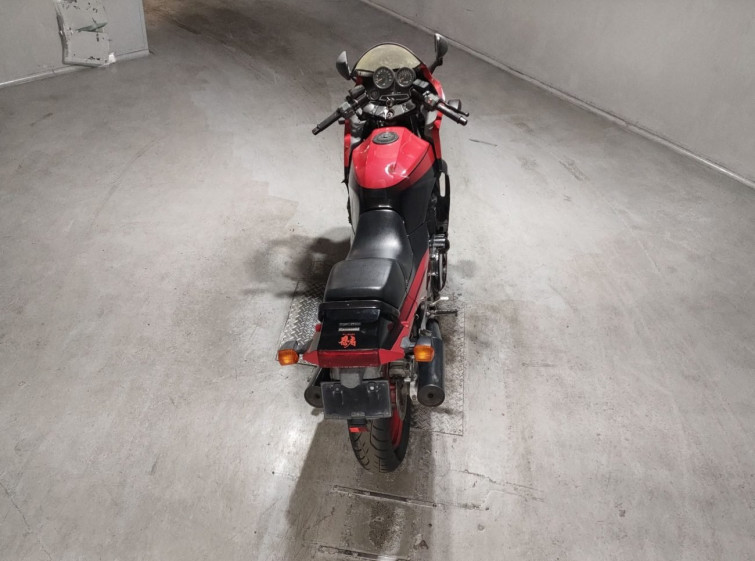 Мотоцикл Kawasaki GPZ900R з пробігом 10418 km