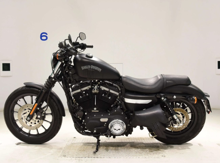 Мотоцикл HD SPORTSTER IRON XL883N с пробегом 1450 km