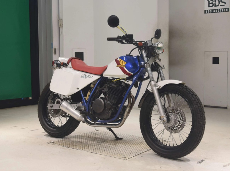 Мотоцикл Honda FTR250 с пробегом 11104 km