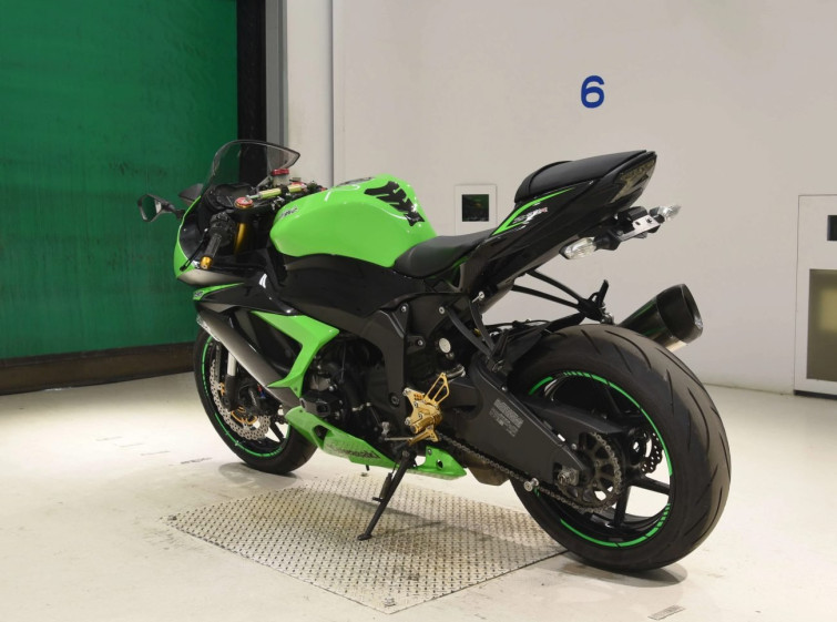 Мотоцикл Kawasaki ZX-6RA з пробігом 16777 km