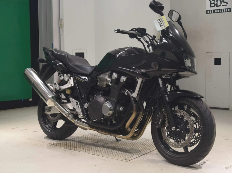 Мотоцикл Honda CB1300SF BOLDOR с пробегом 3964 km