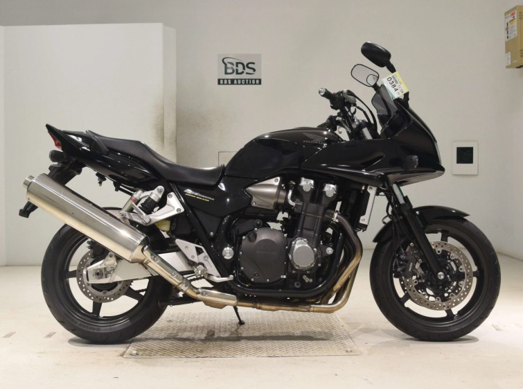 Мотоцикл Honda CB1300SF BOLDOR с пробегом 3964 km